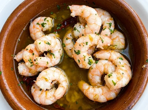 Gambas al ajillo en cazuela de barro